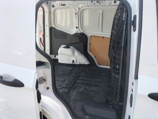 Ford Transit Courier 2018
