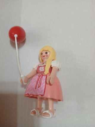 Muñeca Playmobil con globo de la serie 28