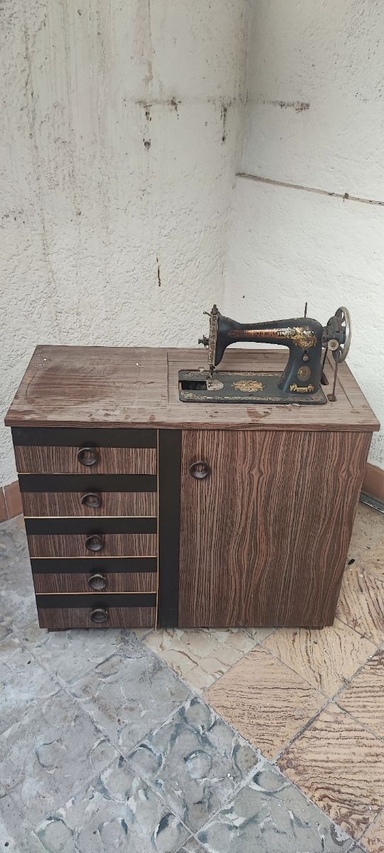 Máquina coser Singer