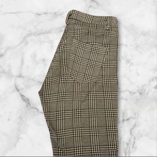 Pantalones cuadros beige-gris