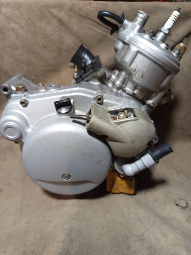 Motor AM6