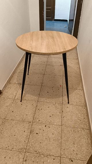 Mesa redonda madera metal
