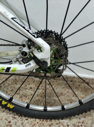 Bicicleta montaña carbono