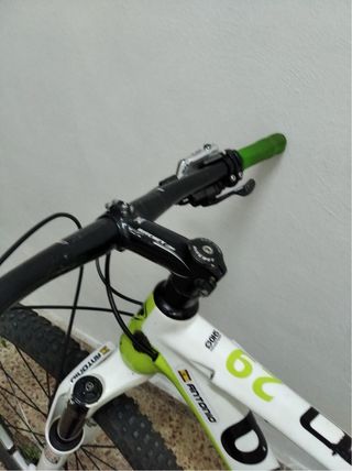 Bicicleta montaña carbono