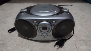 Radio CD Portátil - Gris Plata
