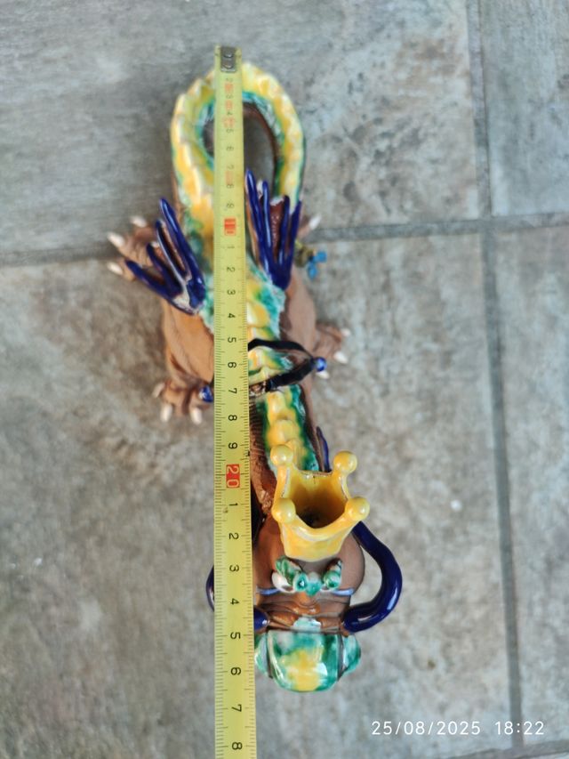 FIGURA PORTA INCIENSO, DRAGON VOLADOR