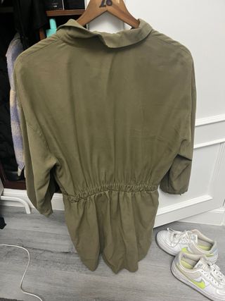 Vestido Pull&Bear verde oliva