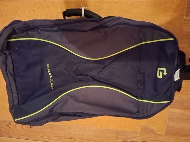 Mochila Geonaute 35L - Negra/Verde