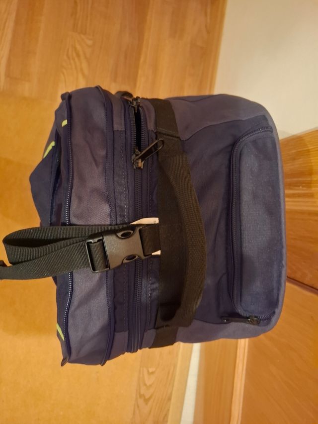 Mochila Geonaute 35L - Negra/Verde