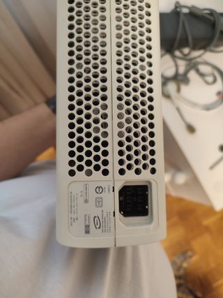Xbox 360 blanca y gris