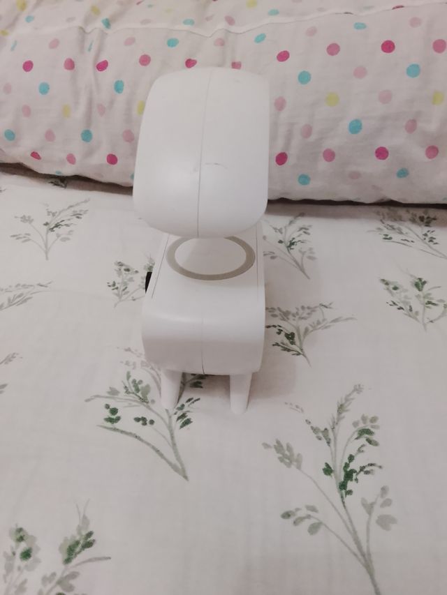 Cargador móvil + reloj despertador