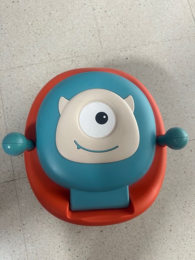 Orinal infantil monstruo