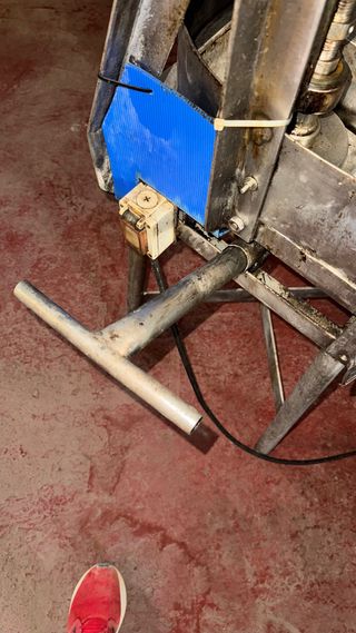 Máquina partir aceitunas