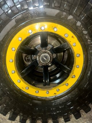 Llantas Nissan Patrol 15" Beadlock