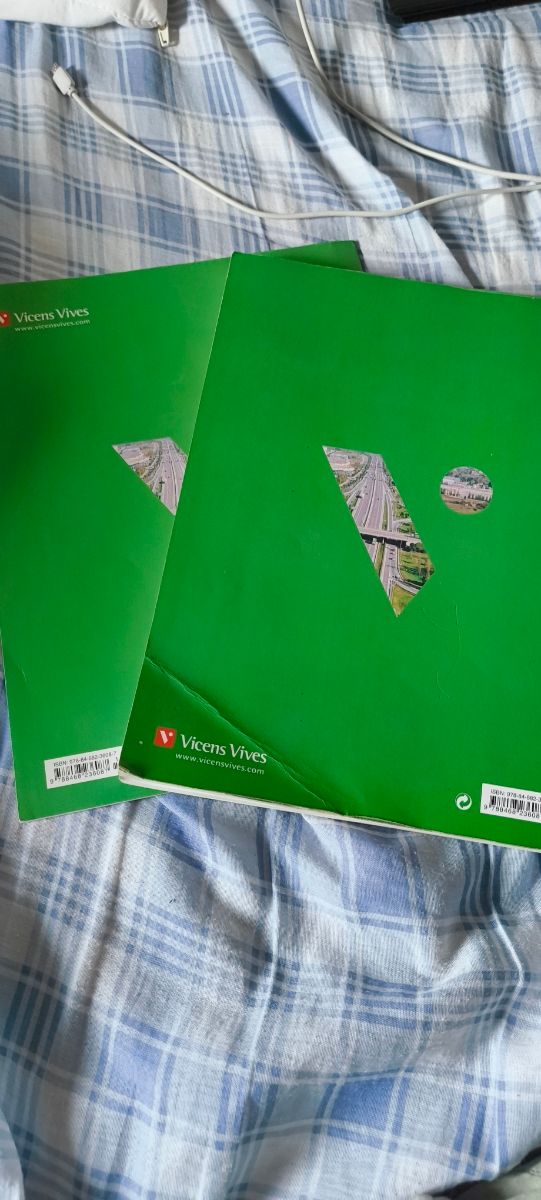 Libro geografia Batxillerat Vicens Vives.