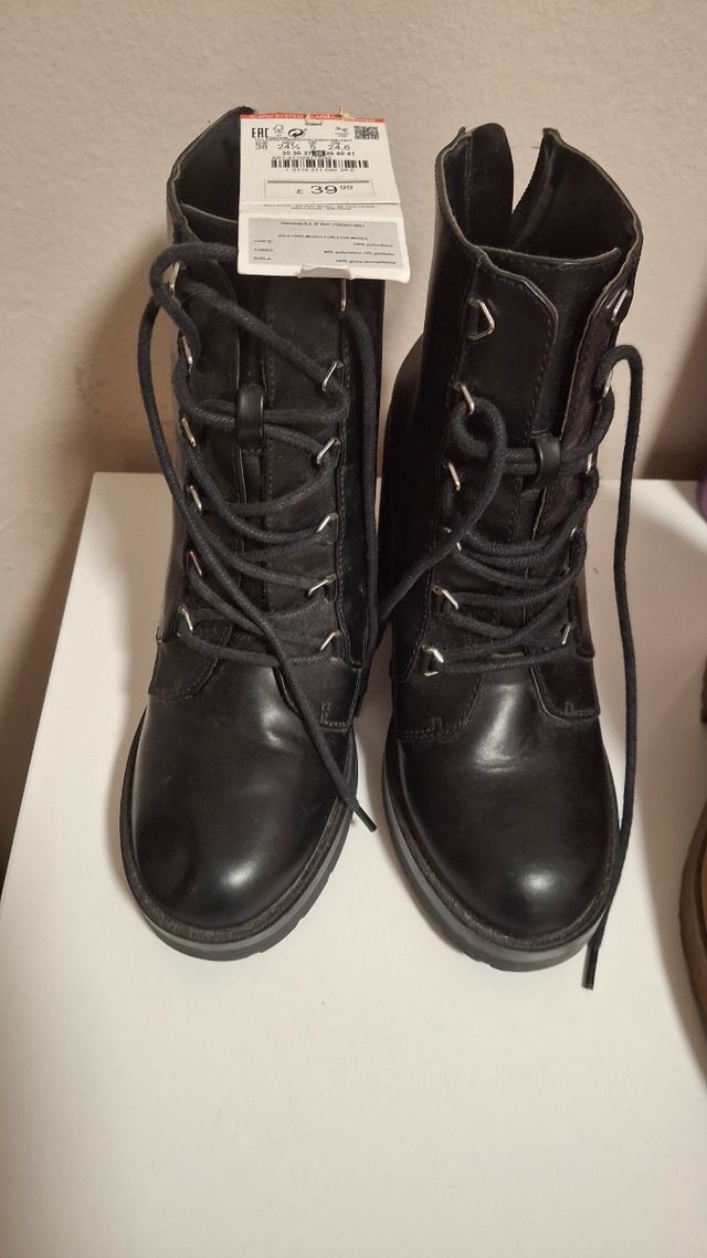 Abrigo Paula Echevarria Con Botas Mou Outfit Paula Echevarria