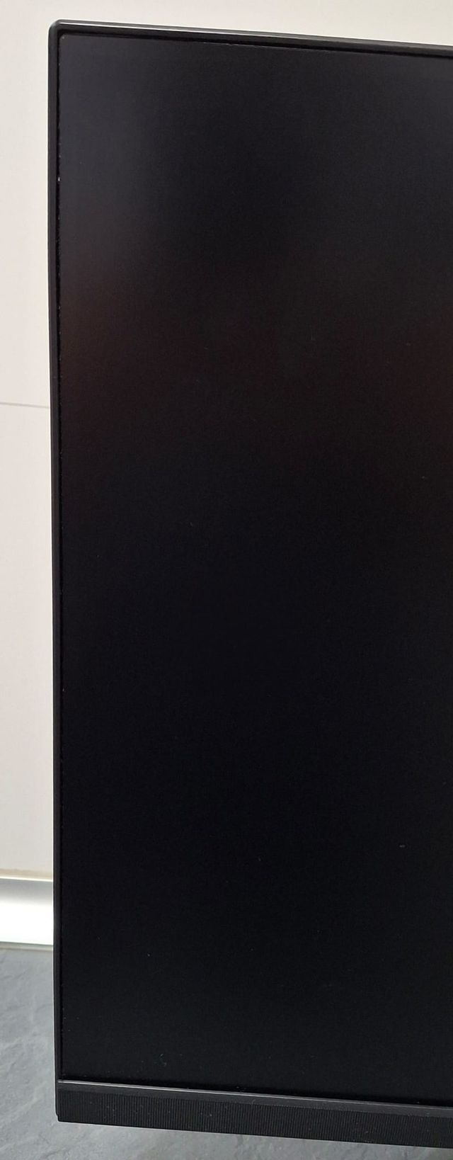 Monitor Acer 24" - Delgado y elegante