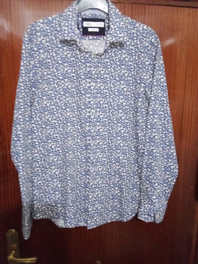 Camisa ZARA azul estampada M