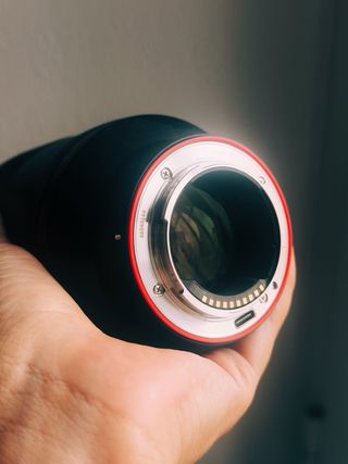 Obiettivo Meike 85mm f/1.4 Sony E-Mount Full Frame