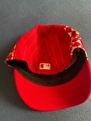 Gorra New Era roja vintage