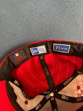 Gorra New Era roja vintage
