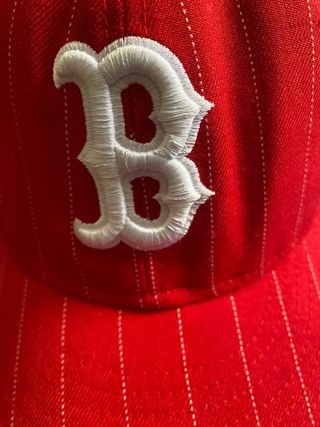 Gorra New Era roja vintage