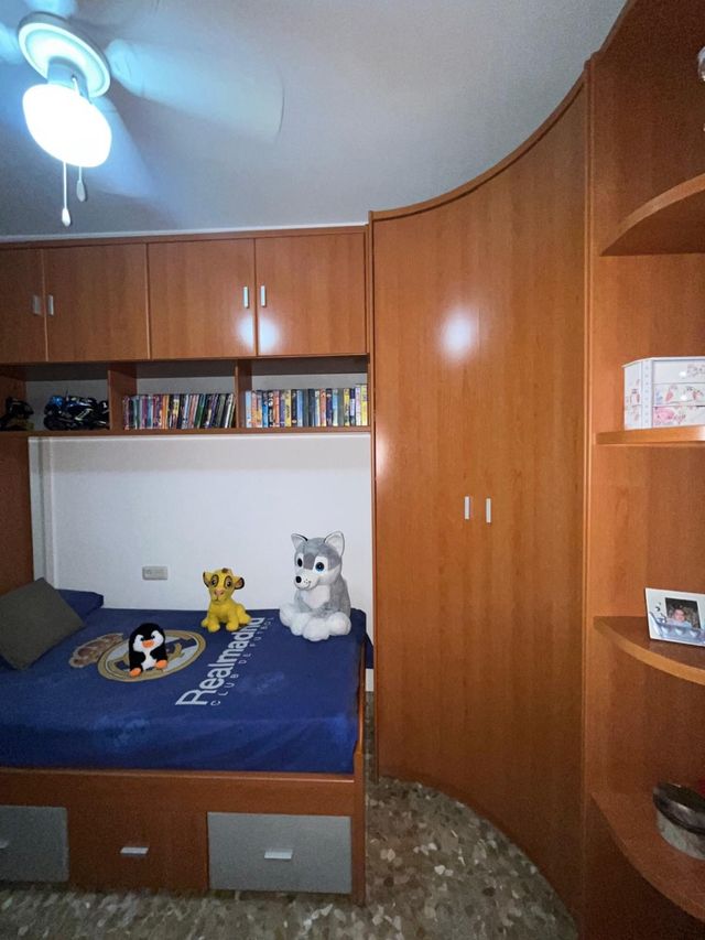 Dormitorio juvenil - Armario rincón