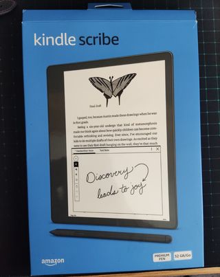 Kindle Scribe Primera 32GB + Lapiz Premium