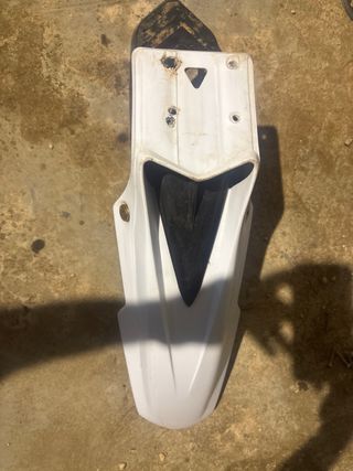Guardabarros blanco moto