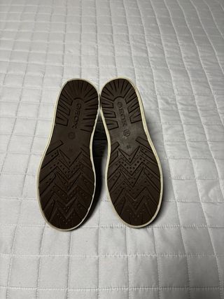 Zapatos  geox marrón niño - talla 39