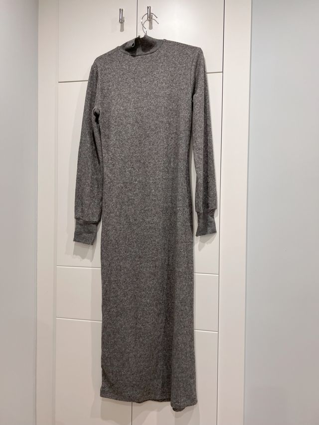 Vestido largo de punto gris - Talla M 