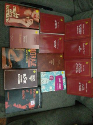 Vendo 12 libros de lectura poesia española.