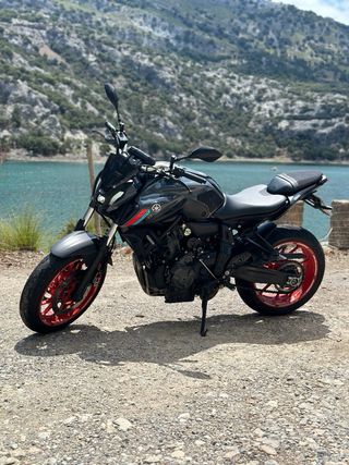 Yamaha MT-07 