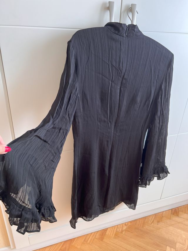 Vestido negro gasa - corto