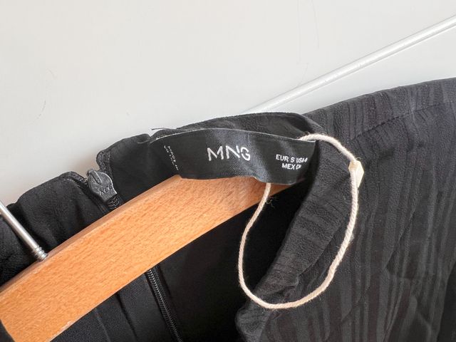 Vestido negro gasa - corto