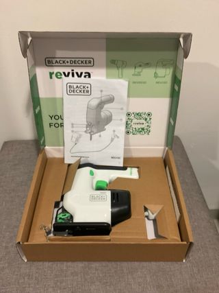 Sierra de calar Black & Decker Reviva 12V