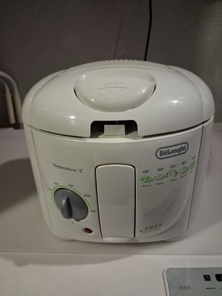 Freidora DeLonghi Easy Clean