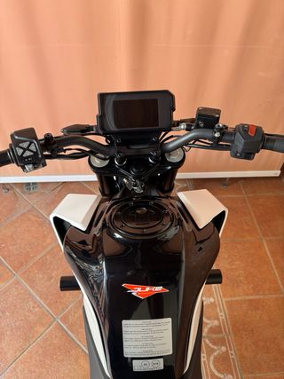 KTM Duke 125