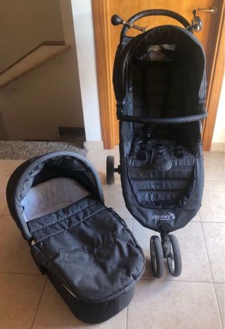 Cochecito City Mini Baby Jogger+Capazo color gris
