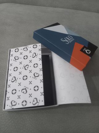 Portafoglio  uomo.Nuovo con scatola Offerta! 