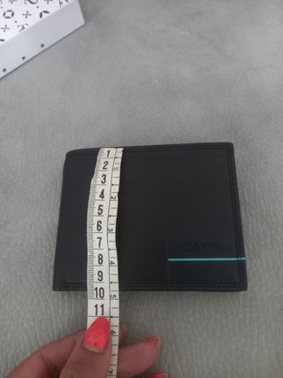 Portafoglio  uomo.Nuovo con scatola Offerta! 