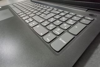 Portátil Lenovo i5 11ª Gen - 256GB/16GB
