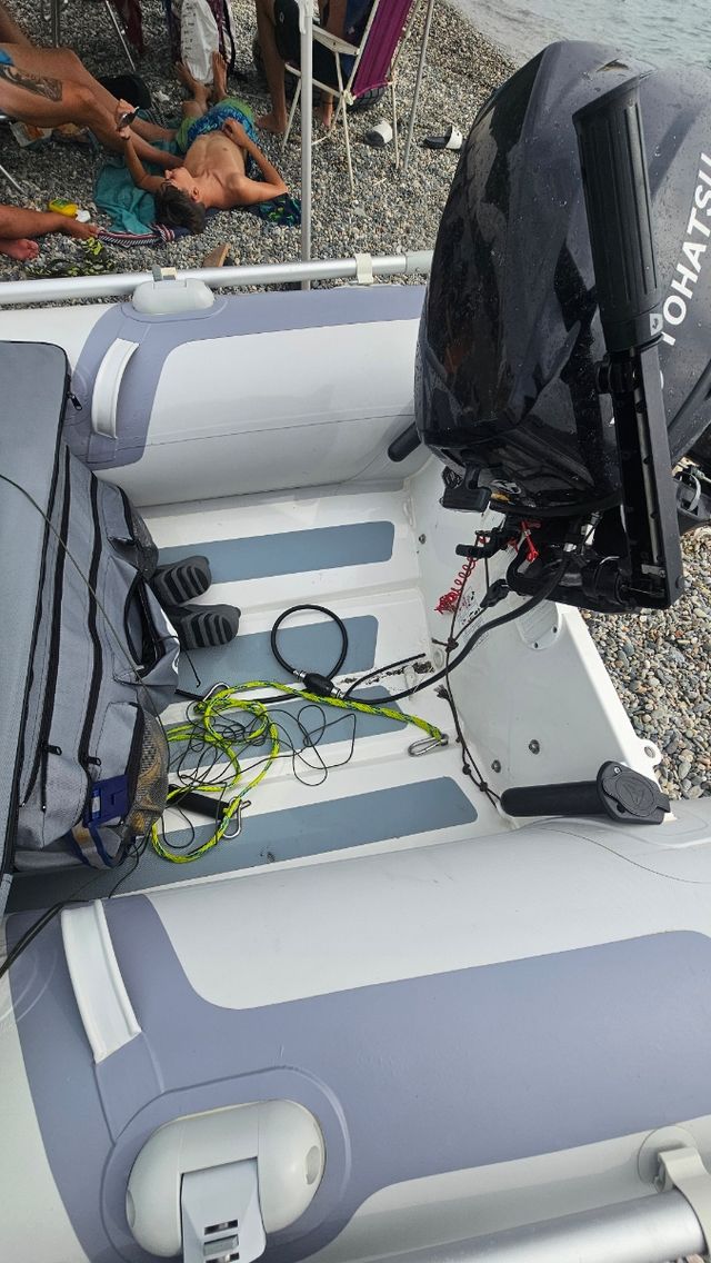 Zodiac Modelo rib alu 270 alu. Semirriguida