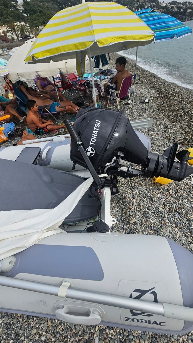 Zodiac Modelo rib alu 270 alu. Semirriguida