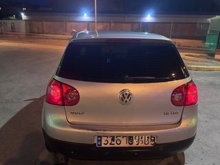 Volkswagen Golf 2004