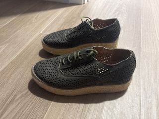 Zapatos esparto verde caqui