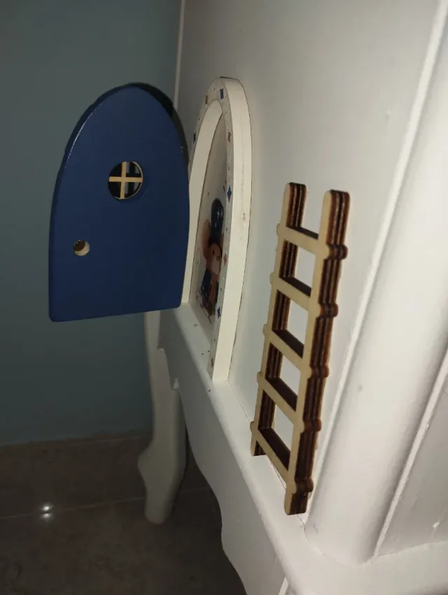 Puerta mágica de hadas o ratoncito