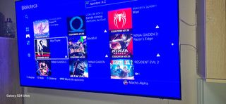 PS4 Pro Blanca + 3 Juegos