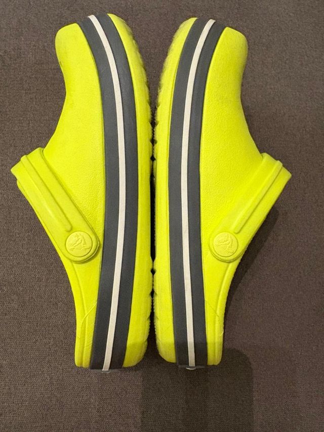 Crocs - Tamanhos Infantis - Amarelos