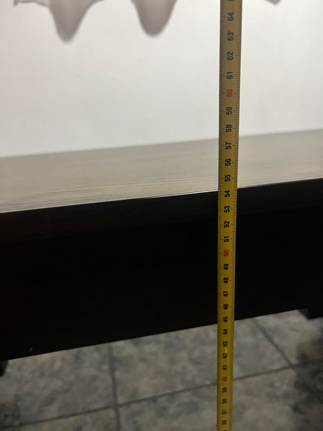 Mesa plegable de madera marrón